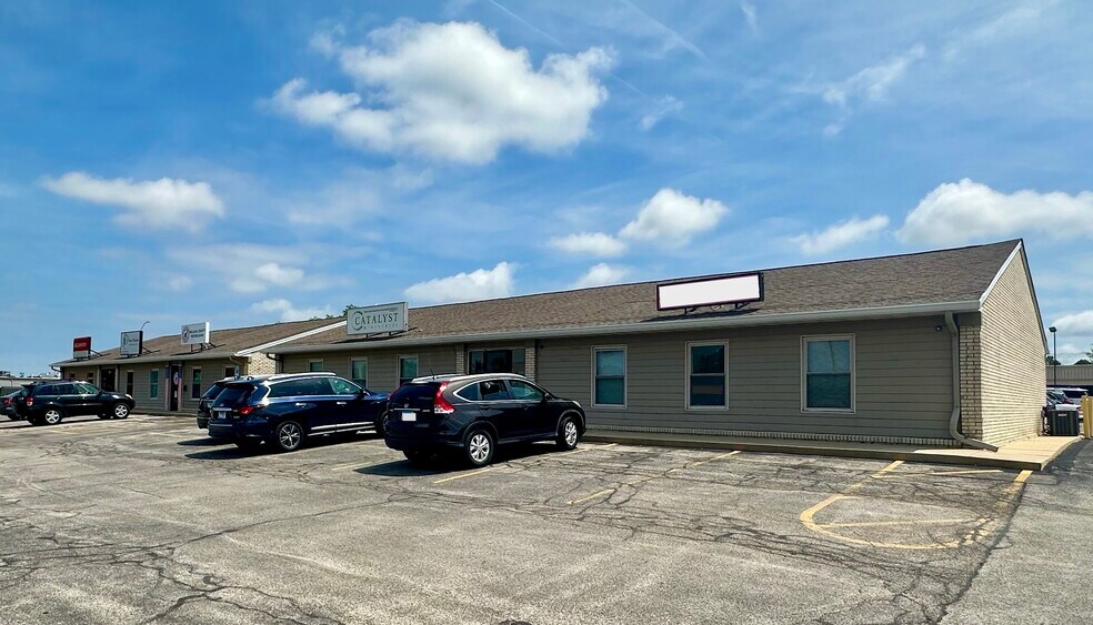 Primary Photo Of 202 S Eldorado Rd, Bloomington General Retail For Lease