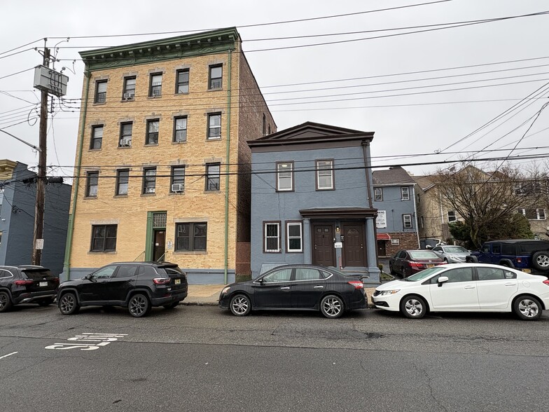 More Photos Of 536 N High St, Mount Vernon Apartments For Sale