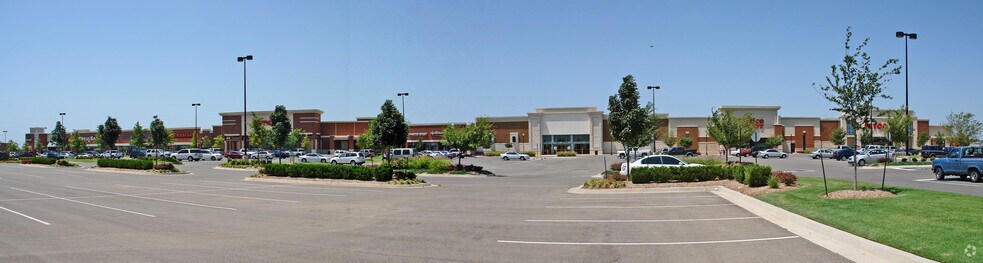 More Photos Of 1400 24th Ave NW, Norman Unknown For Lease