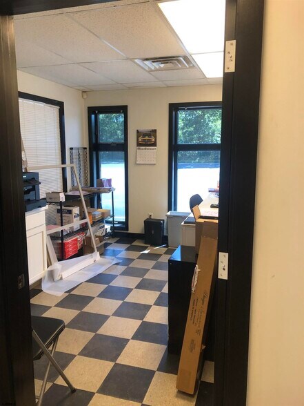 More Photos Of 6064 Reega Ave, Egg Harbor Township Service For Sale