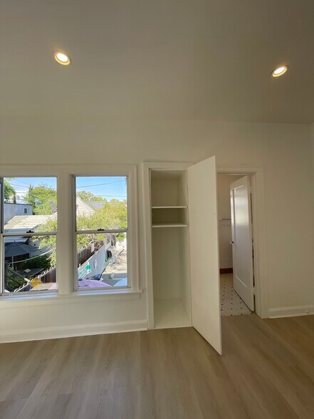 More Photos Of 418-420 N Larchmont Blvd, Los Angeles Office For Lease