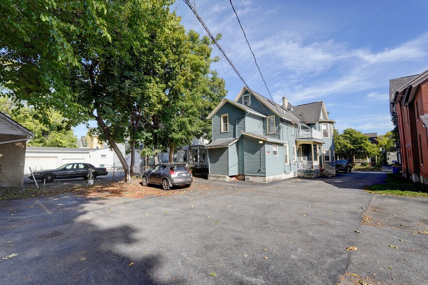 More Photos Of 267 Meigs St, Rochester Multifamily For Sale