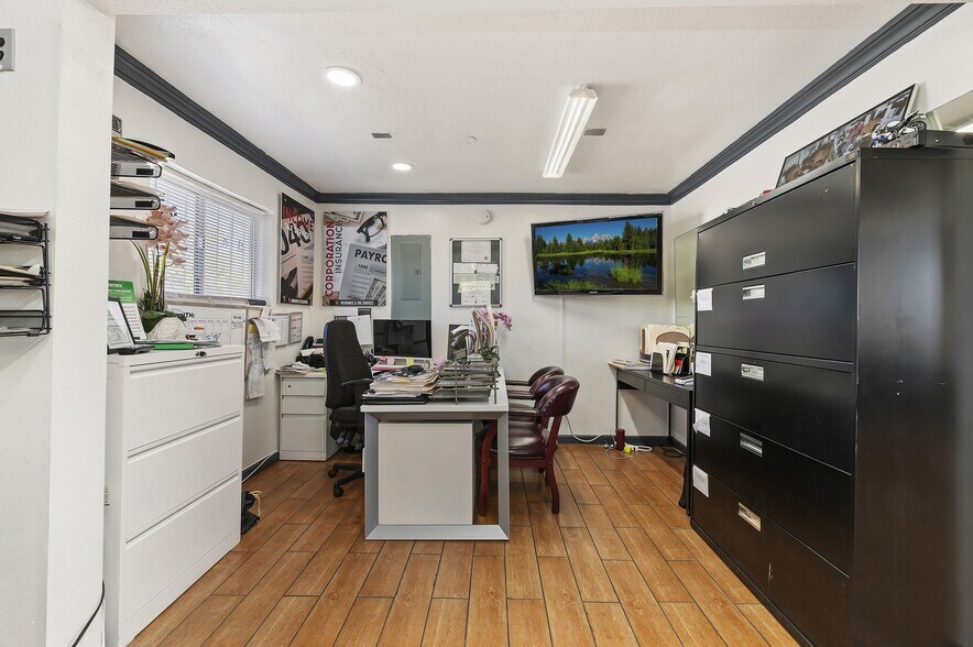 More Photos Of 16870 Merrill Ave, Fontana Freestanding For Sale