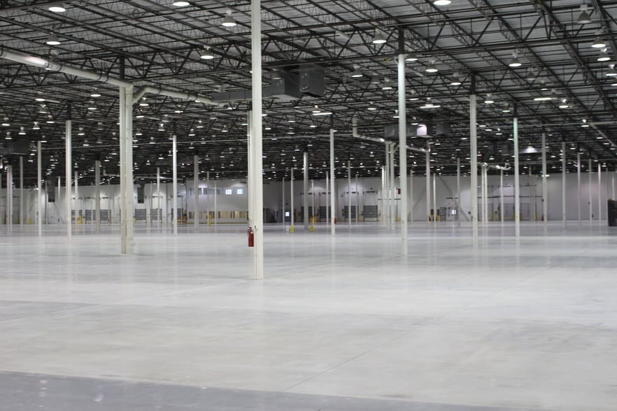 More Photos Of 800 Technology Dr, Fayetteville Distribution For Sale
