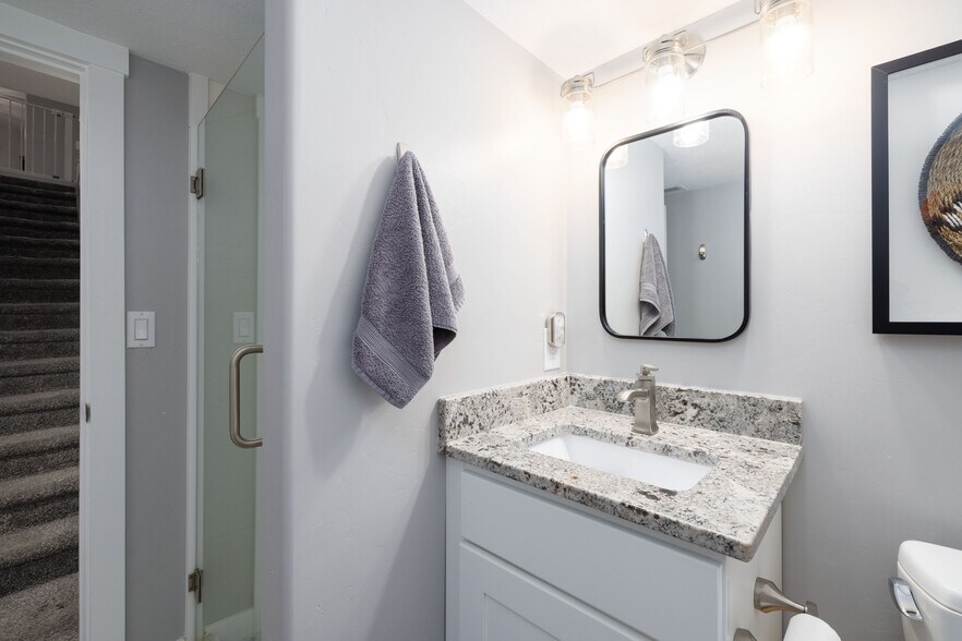 More Photos Of 270 E 5100 S, Washington Terrace Multifamily For Sale