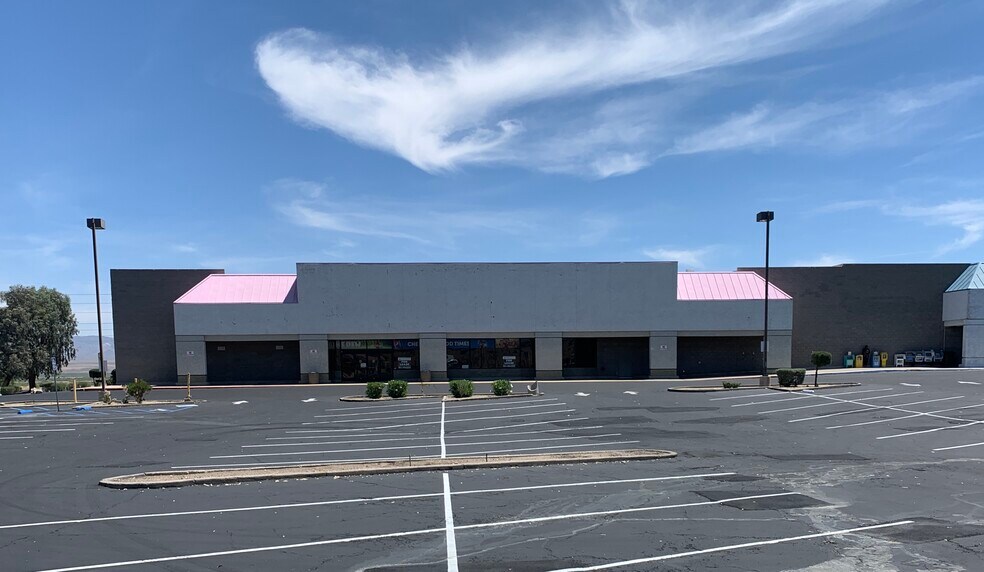 More Photos Of 1004-1096 E Broadway St, Needles Unknown For Lease