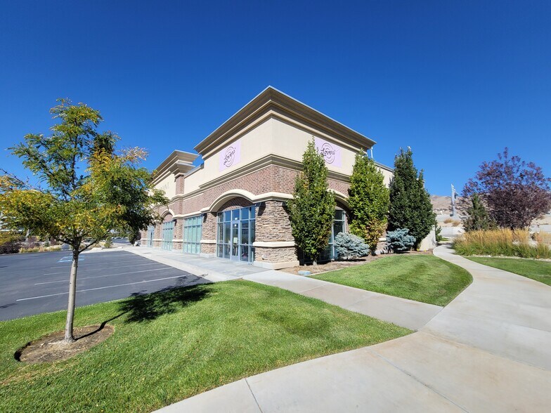 More Photos Of 2450 W Executive Pkwy, Lehi Storefront For Lease