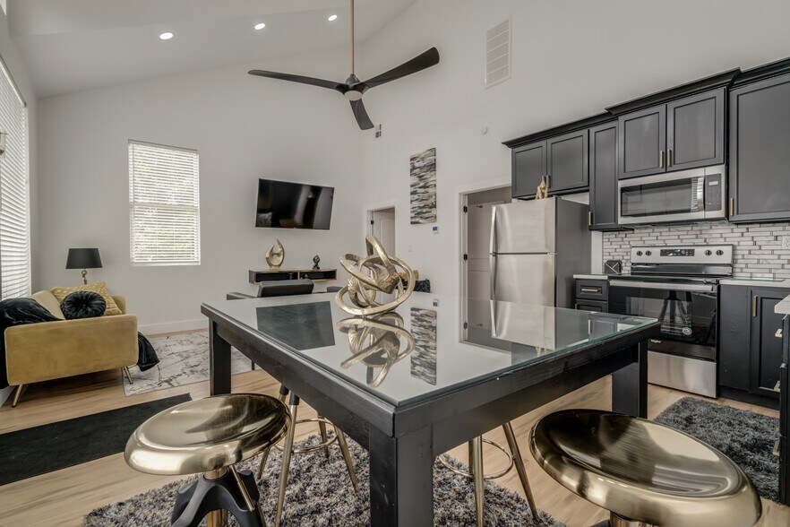 More Photos Of 12204 E County Road 76, Coyle Specialty For Sale