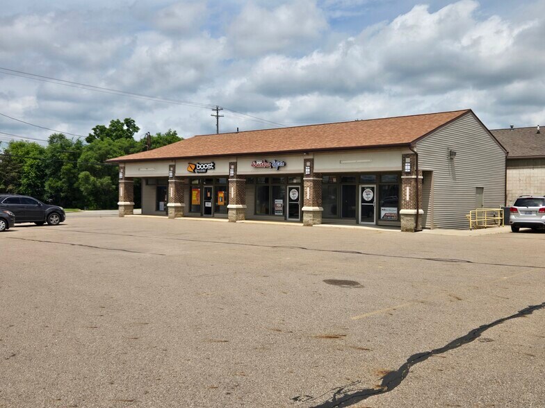 More Photos Of , Lansing General Retail For Sale