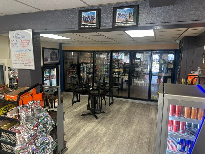 More Photos Of 2 Chadborne Rd, Sebago Lake Storefront Retail Residential For Sale