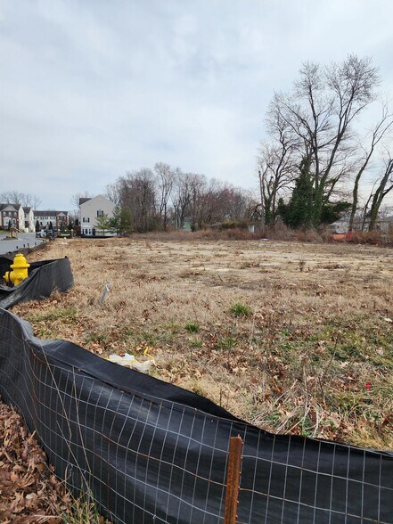 More Photos Of Crain Hwy @ Heather Stone Way, Glen Burnie Land For Sale