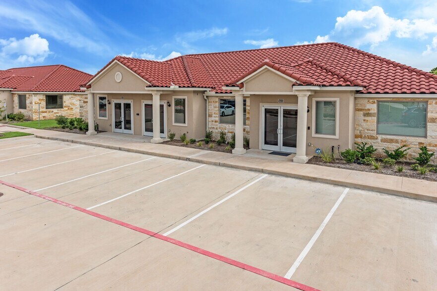 More Photos Of 7070 Knights Ct, Missouri City Office For Lease