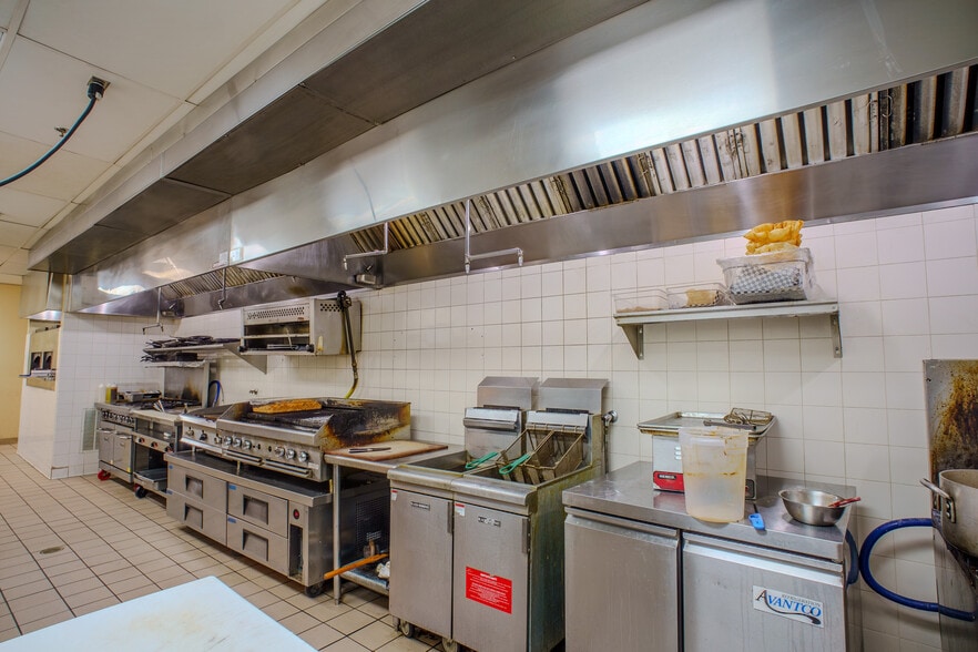 More Photos Of 891 De Marco Dr, Henderson Restaurant For Lease