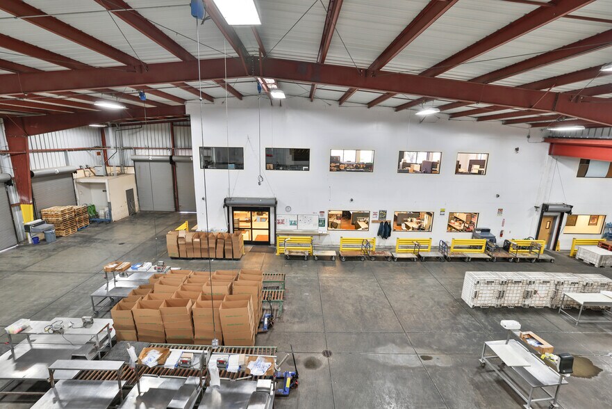 More Photos Of 800 Salinas Rd, San Juan Bautista Distribution For Lease