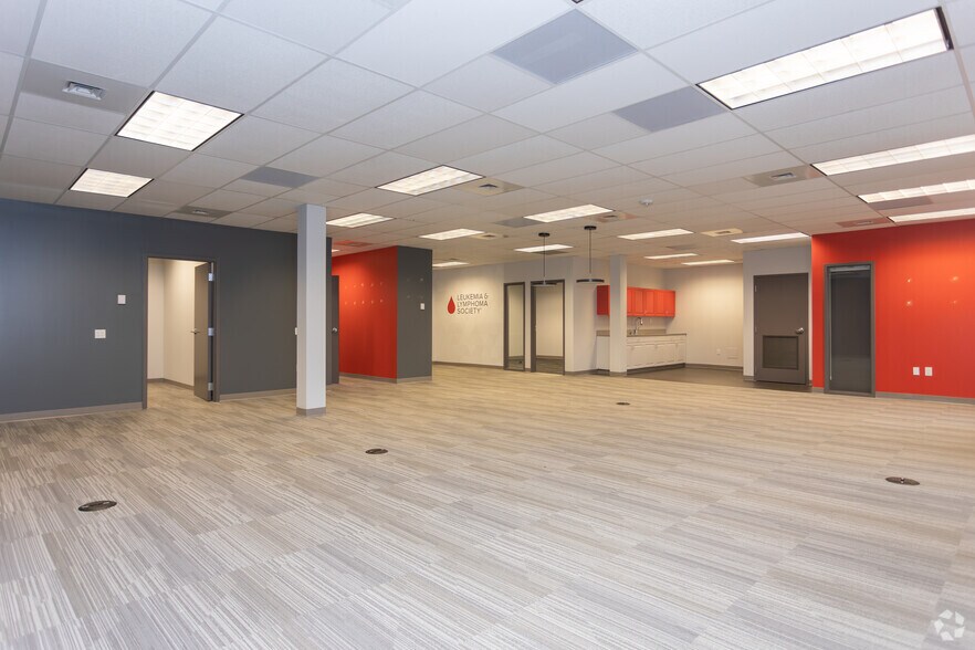 More Photos Of 4530 Park Rd, Charlotte Office For Lease