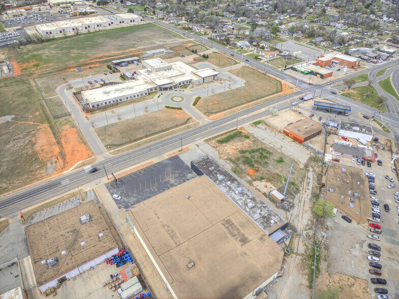 More Photos Of 912 N Pennsylvania Ave, Oklahoma City Warehouse For Lease