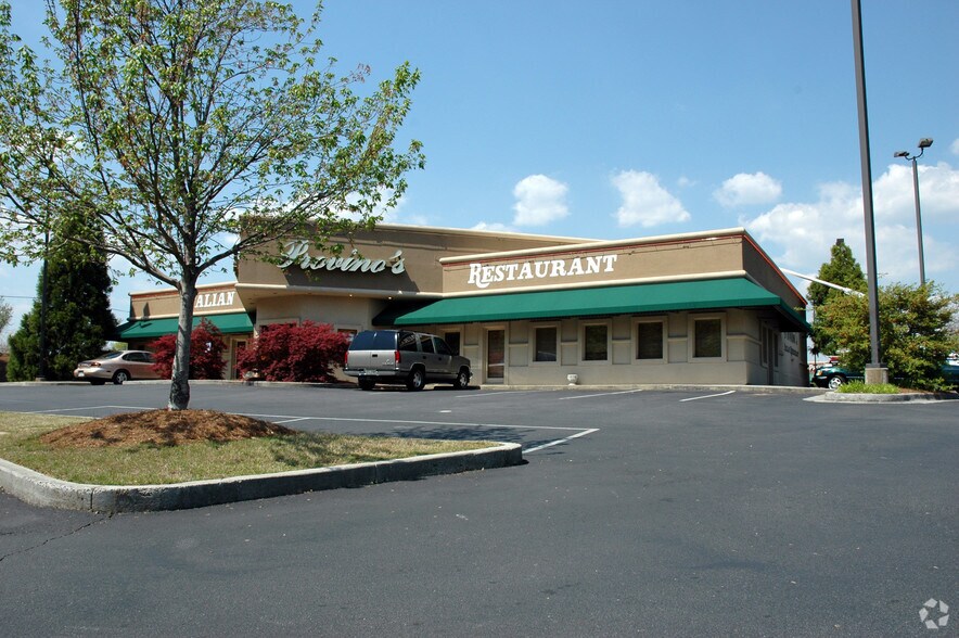 More Photos Of 144-246 Shorter Ave SW, Rome General Retail For Lease