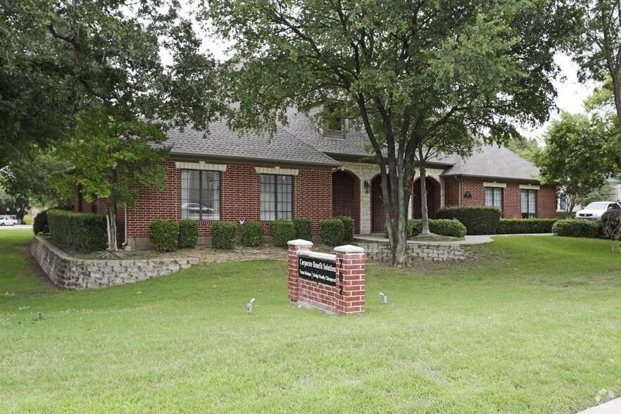 More Photos Of 702 S Denton Tap Rd, Coppell Medical For Lease