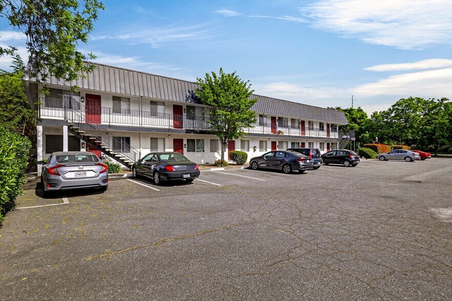More Photos Of 1431-1435 Warner St, Chico Apartments For Sale