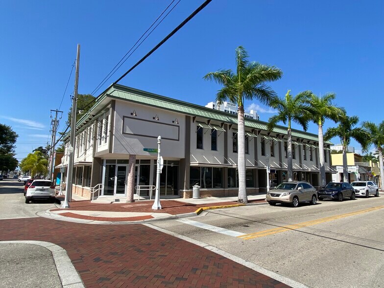 More Photos Of 2401 1st St, Fort Myers Office Residential For Lease