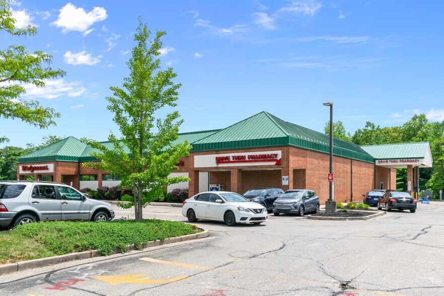 More Photos Of 385 Northland Blvd, Springdale Drugstore For Sale