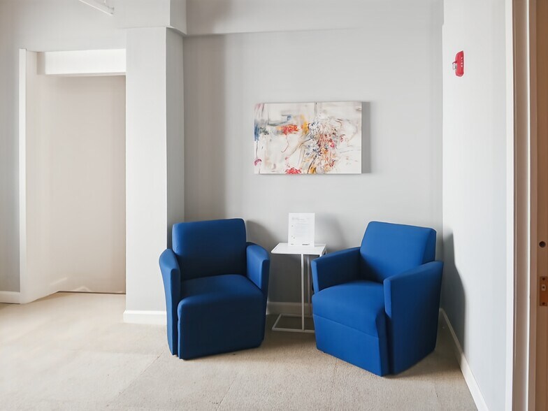 More Photos Of 317 E Capitol St, Jackson Coworking Space