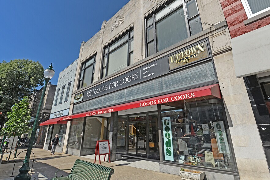 More Photos Of 115 N College Ave, Bloomington Storefront Retail Office For Lease
