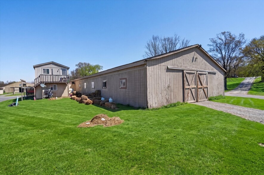 More Photos Of 261 Bullville Rd, Montgomery Horse Stables For Sale