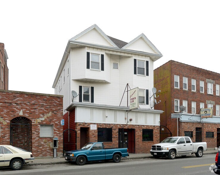 Primary Photo Of 114-116 County St, New Bedford Storefront Retail Residential For Sale