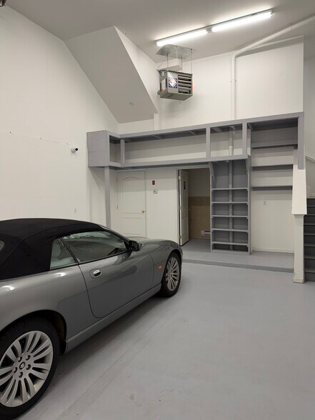 More Photos Of 15 S 7th Ave, Long Branch Self Storage For Lease