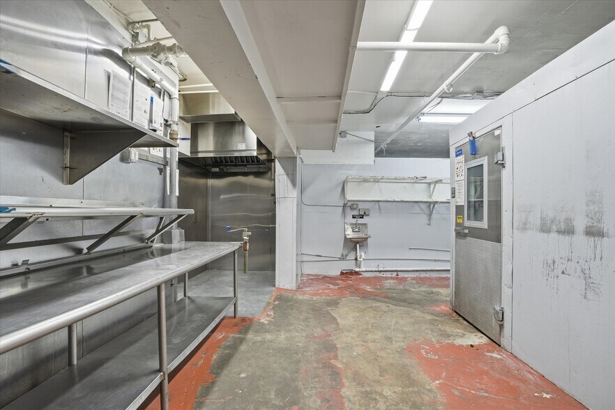 More Photos Of 45 NW 22nd Ave, Miami Restaurant For Sale