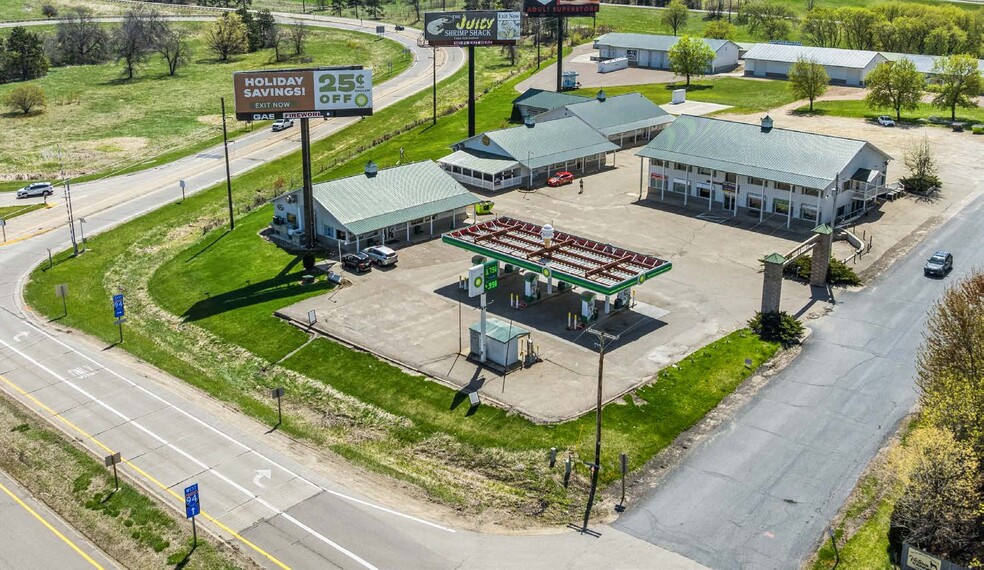 Primary Photo Of N5698 850th St, Elk Mound Convenience Store For Sale