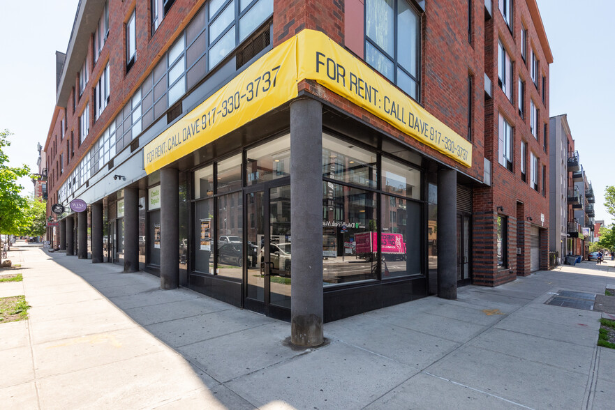 Primary Photo Of 834 DeKalb Ave, Brooklyn Flex For Lease