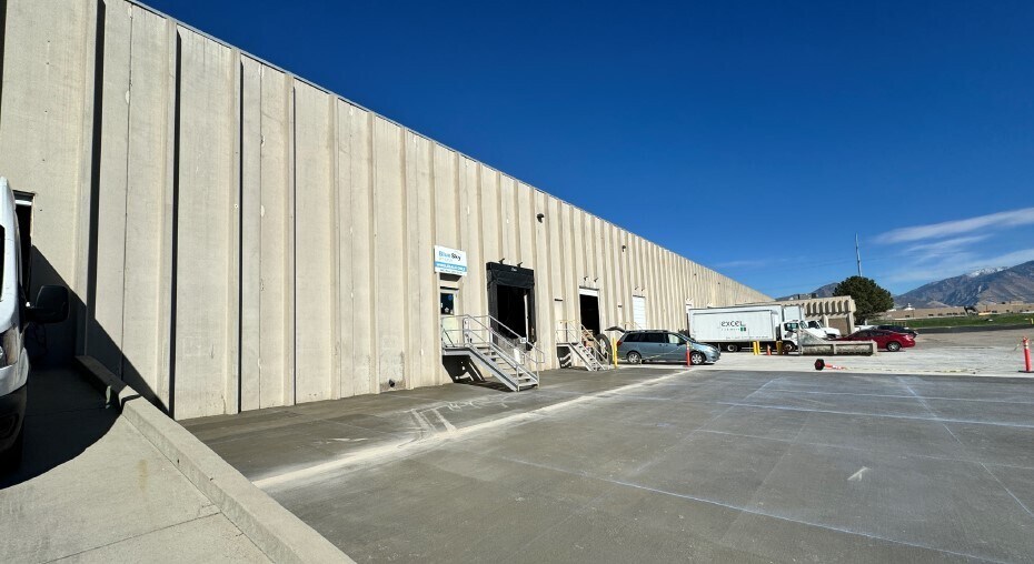 Primary Photo Of 900-988 W 2950 S, Salt Lake City Warehouse For Lease