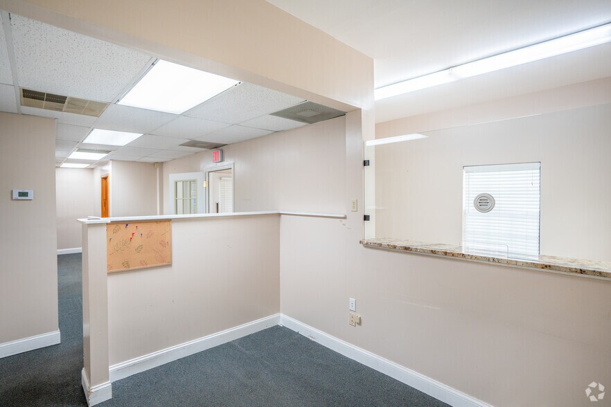 Primary Photo Of 1684 N Belcher Rd, Clearwater Flex For Sale