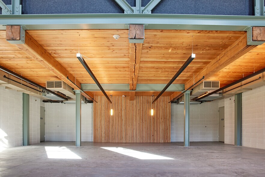 More Photos Of 111 Water St, Catskill Loft Creative Space For Lease