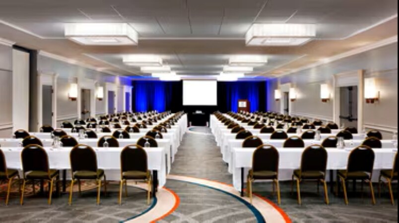More Photos Of 555 NW 62nd St, Fort Lauderdale Hotel For Sale