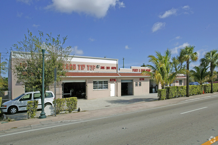 Primary Photo Of 6701 SW 8th St, Miami Auto Repair For Sale