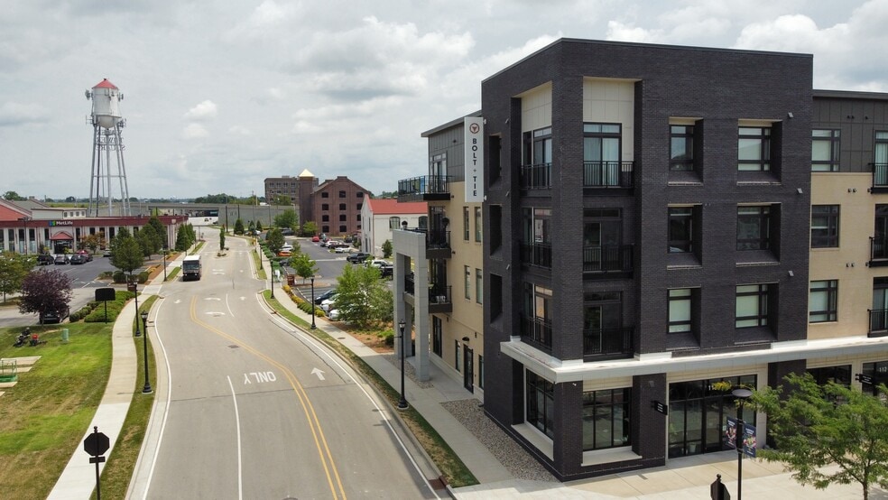 More Photos Of 1400 Main St, Clarksville Apartments For Lease