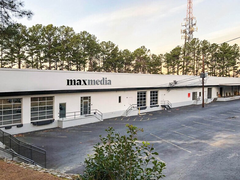 Primary Photo Of 2160 Hills Ave NW, Atlanta Warehouse For Lease