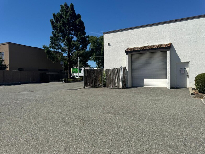 More Photos Of 1868-1872 Stone Ave, San Jose Manufacturing For Lease