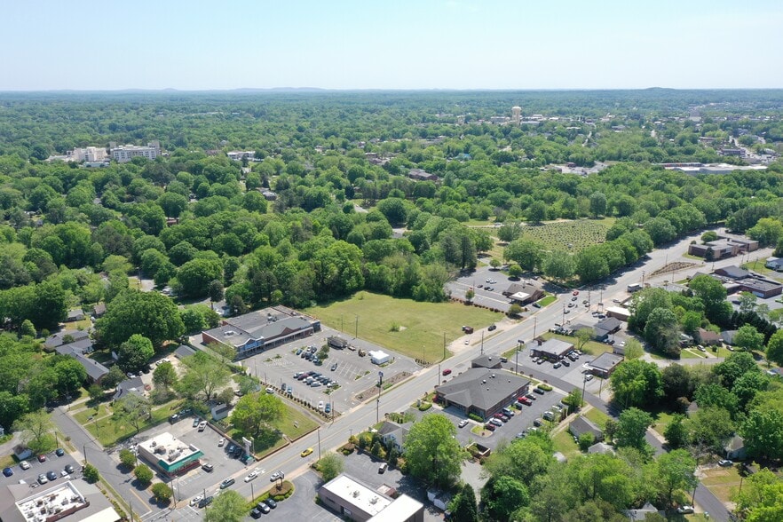 More Photos Of 1406 W Innes St, Salisbury Freestanding For Lease