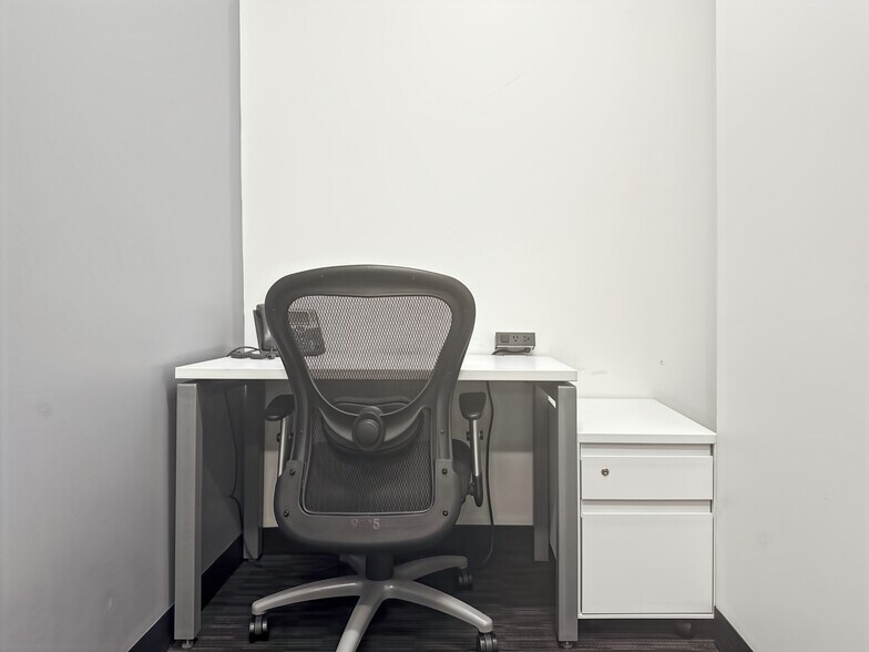 More Photos Of 99 Wyse Rd, Halifax Coworking Space