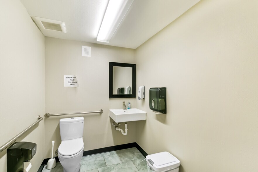 More Photos Of 7000 W 14th Ave, Lakewood Office For Lease