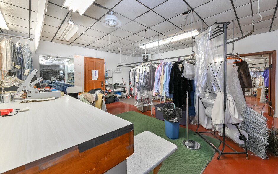 More Photos Of 4145 Brownsville Rd, Pittsburgh Storefront For Sale
