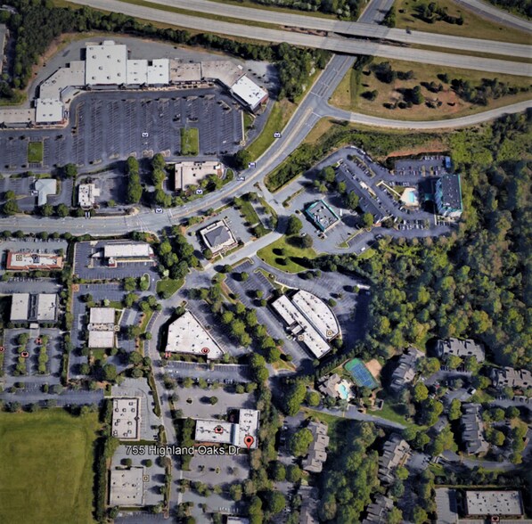 More Photos Of 755 Highland Oaks Dr, Winston-Salem Medical For Lease
