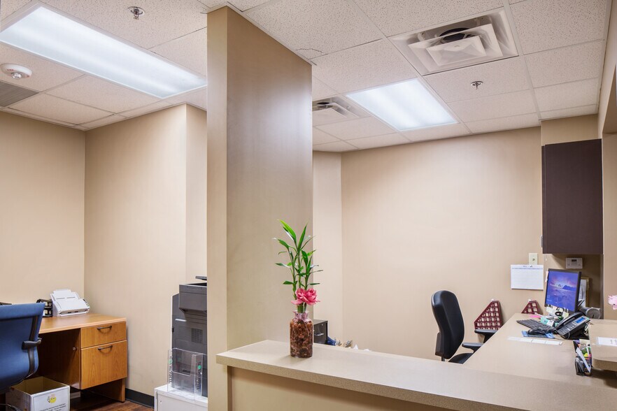 More Photos Of 5040 N 15th Ave, Phoenix Medical For Sale