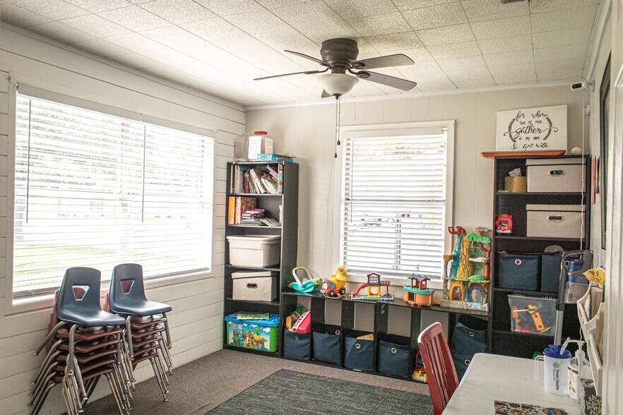More Photos Of 3205 Lakeview Street, Bryan Religious Facility For Sale
