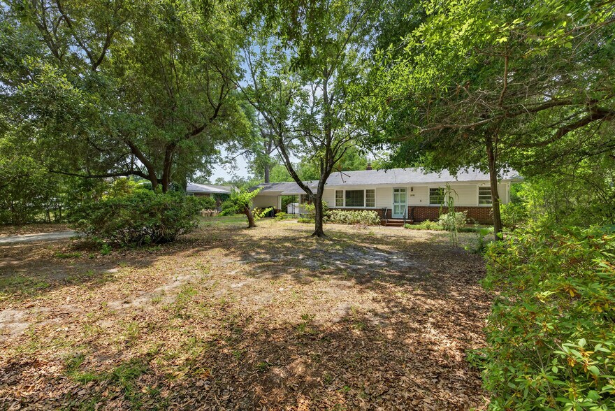 More Photos Of 2830 Worth Dr, Wilmington Land For Sale