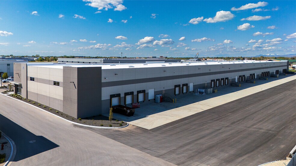 More Photos Of 2546 Fry St, Boise Distribution For Lease